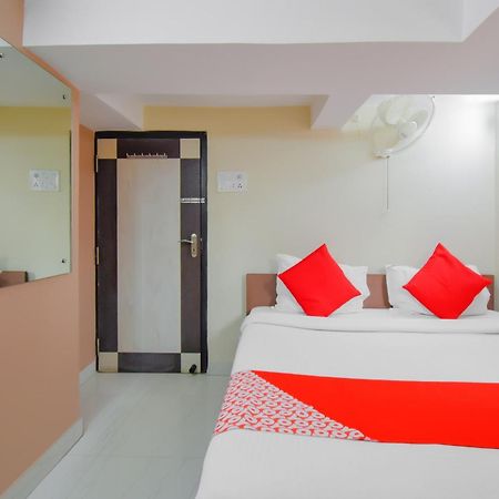 Hotel O Lindsay Inn Guest House Calcutta Calcutta Bara Bazar Buitenkant foto