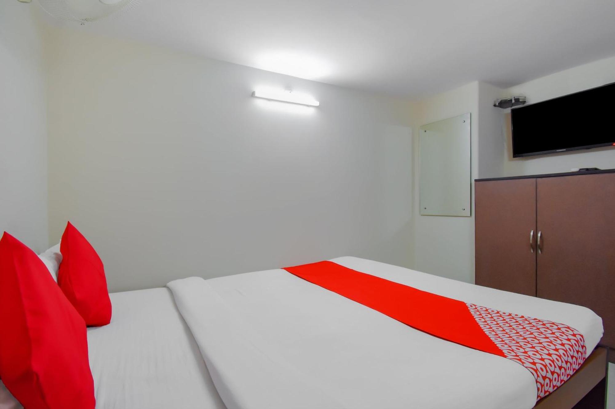 Hotel O Lindsay Inn Guest House Calcutta Calcutta Bara Bazar Buitenkant foto