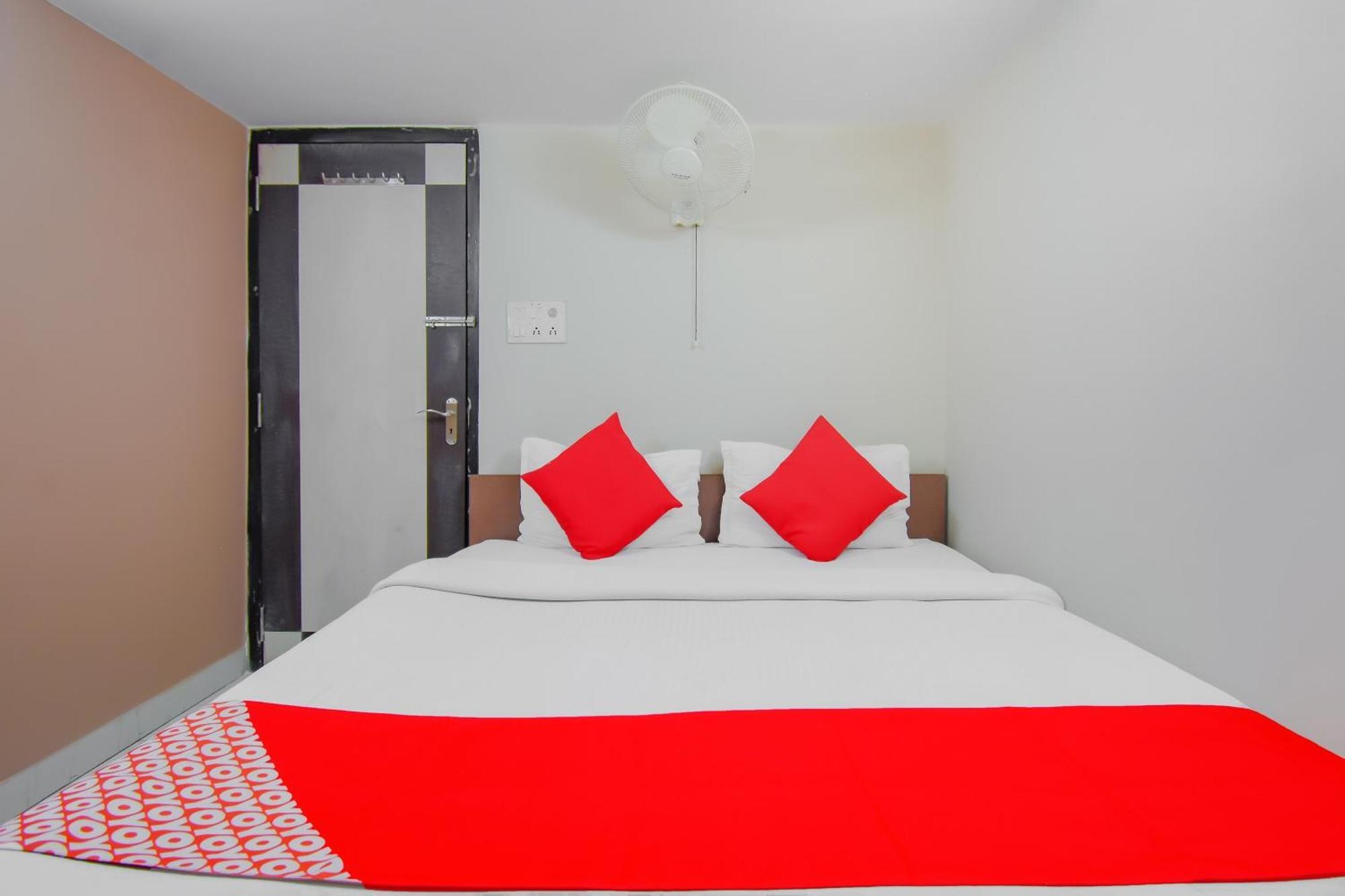 Hotel O Lindsay Inn Guest House Calcutta Calcutta Bara Bazar Buitenkant foto