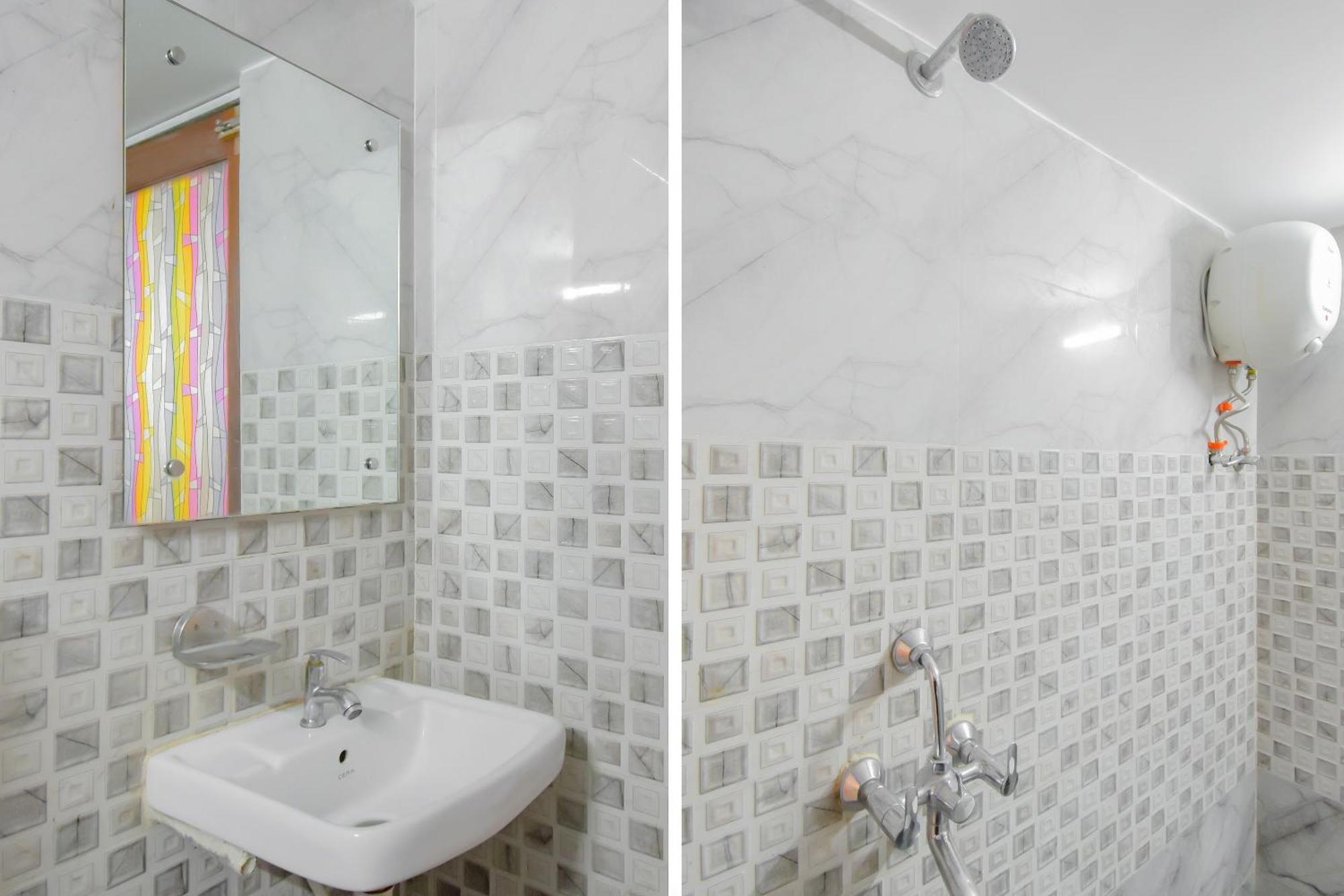 Hotel O Lindsay Inn Guest House Calcutta Calcutta Bara Bazar Buitenkant foto